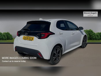 Used Toyota Yaris 2024 for sale - 77892707: Photo