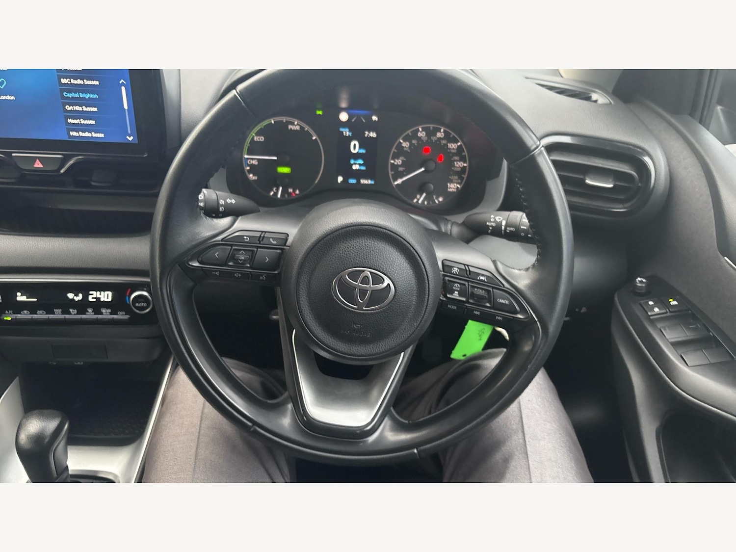 Used Toyota Yaris 2024 for sale - 77143482: Photo 10