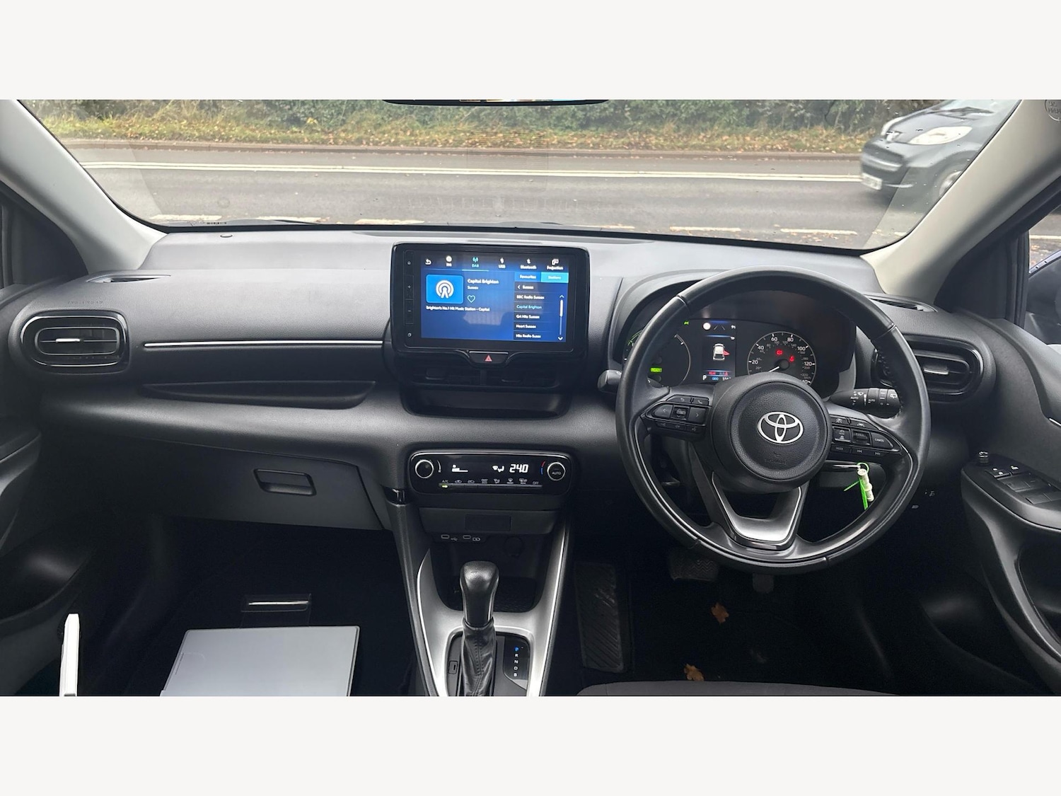 Used Toyota Yaris 2024 for sale - 77143482: Photo 7