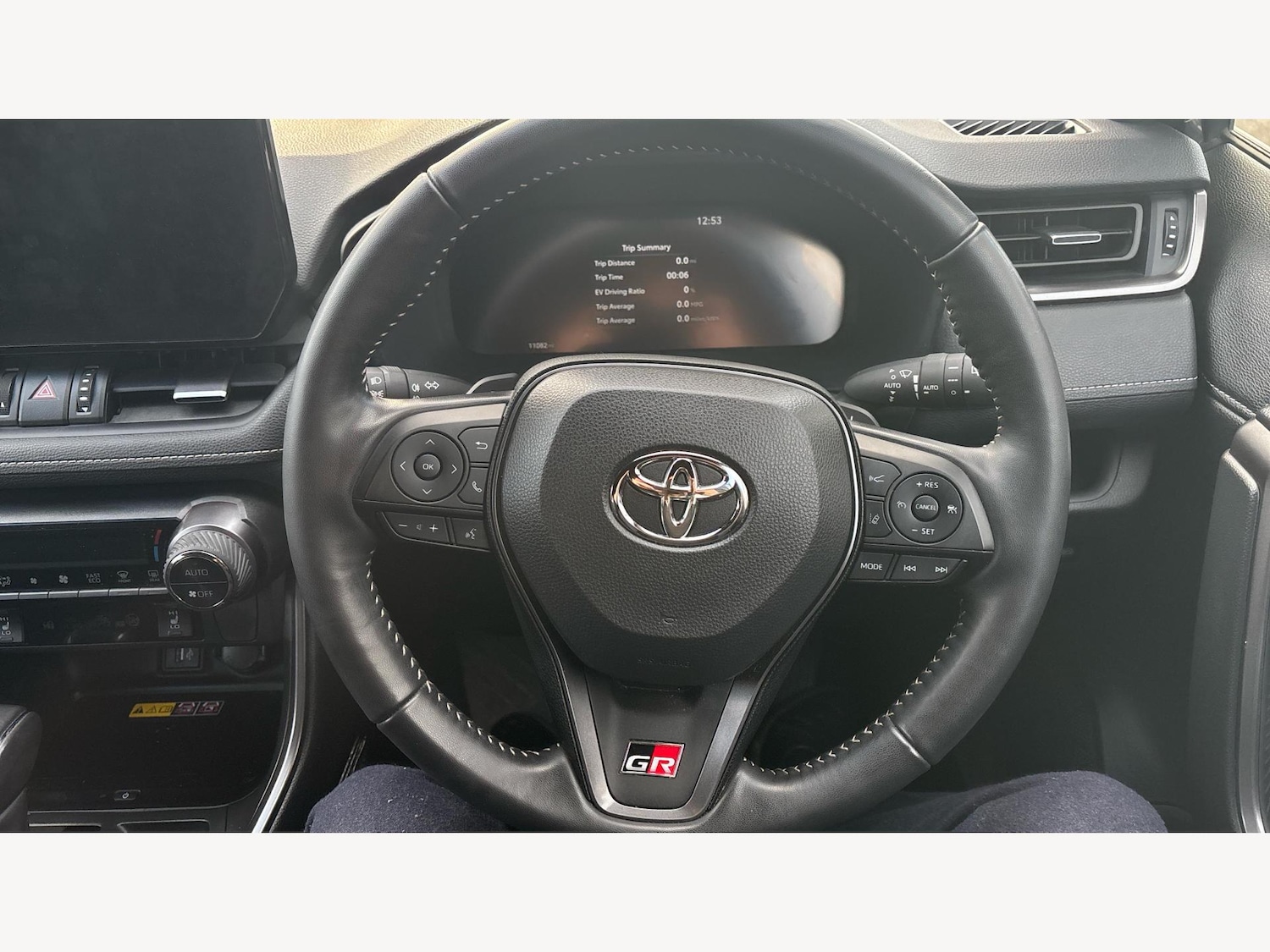 Used Toyota RAV4 2024 for sale - 77109871: Photo 10