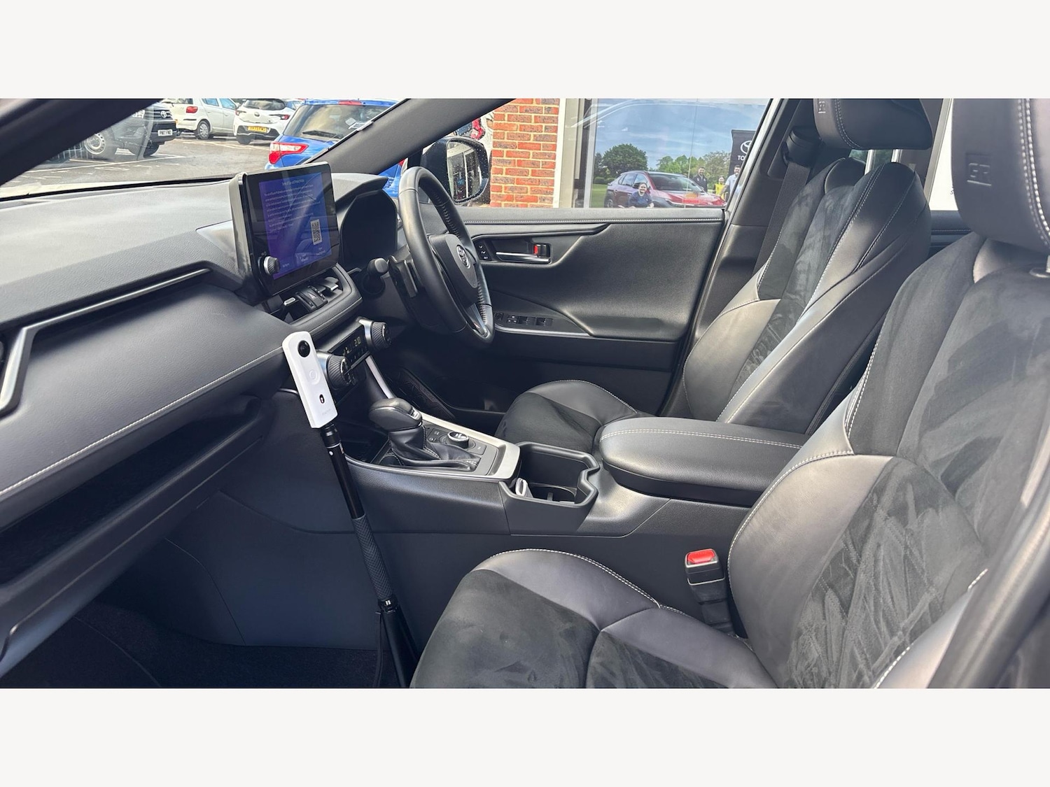 Used Toyota RAV4 2024 for sale - 77109871: Photo 12