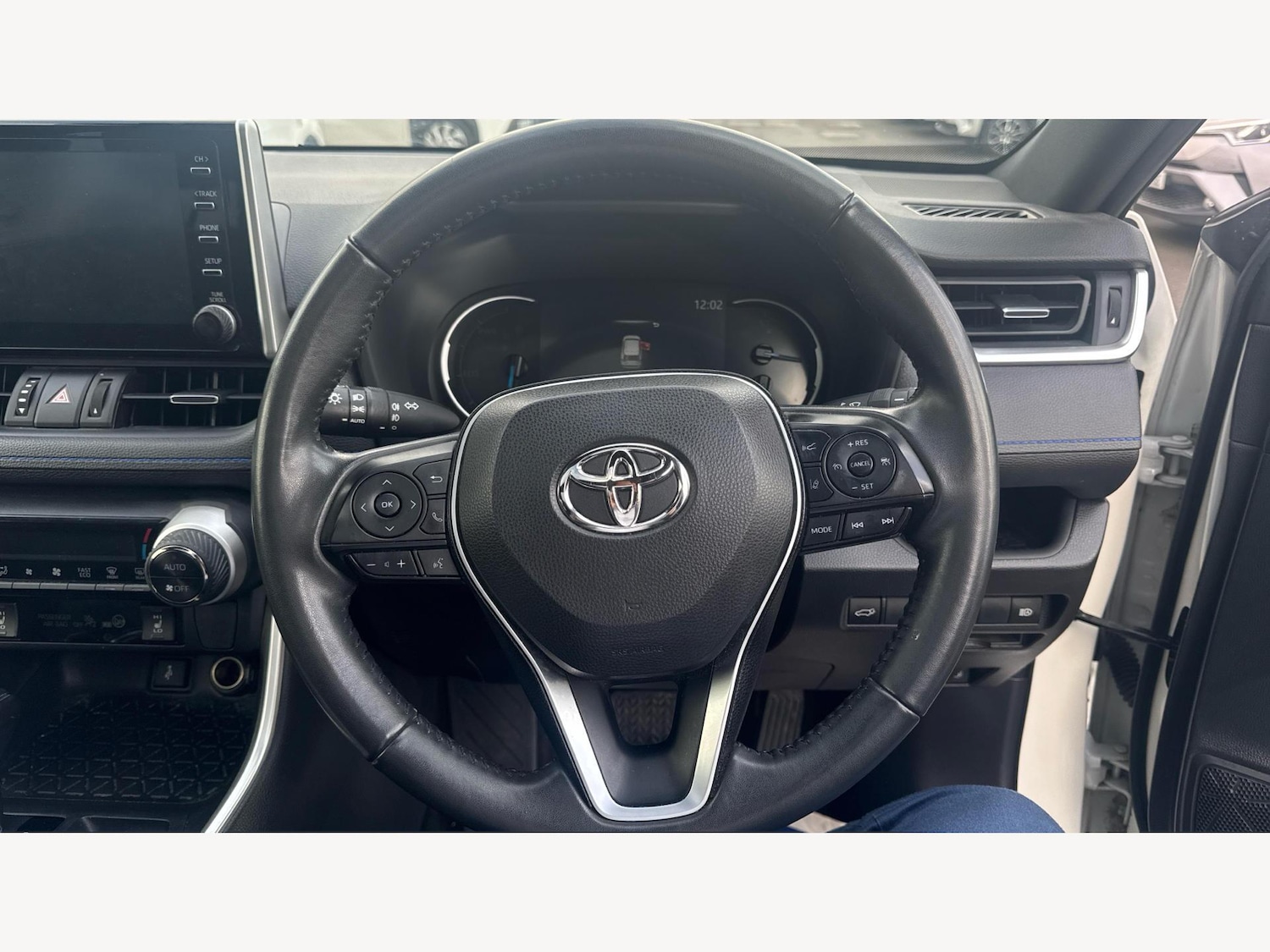 Used Toyota RAV4 2022 for sale - 77612748: Photo 8