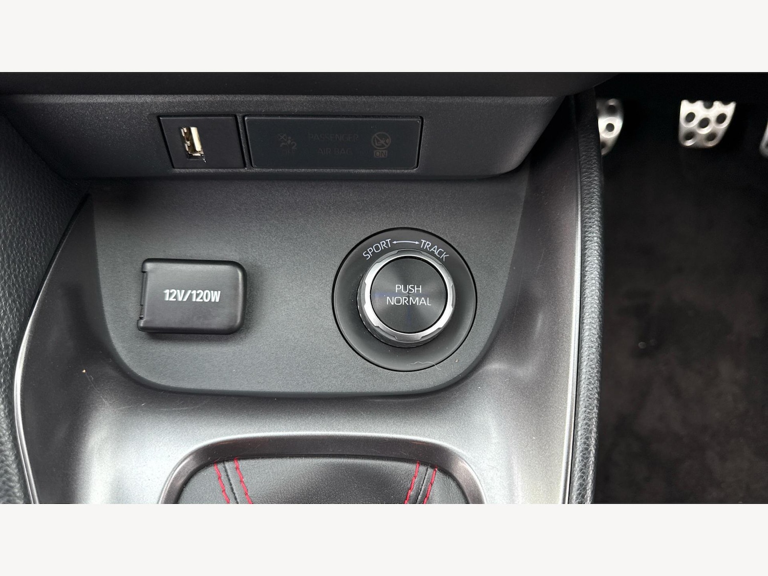 Used Toyota Yaris 2022 for sale - 76612898: Photo 27