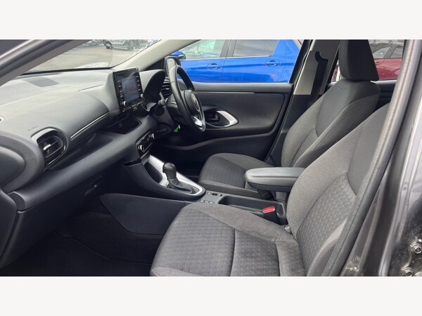 Used Toyota Yaris 2023 for sale - 76294964: Photo 12