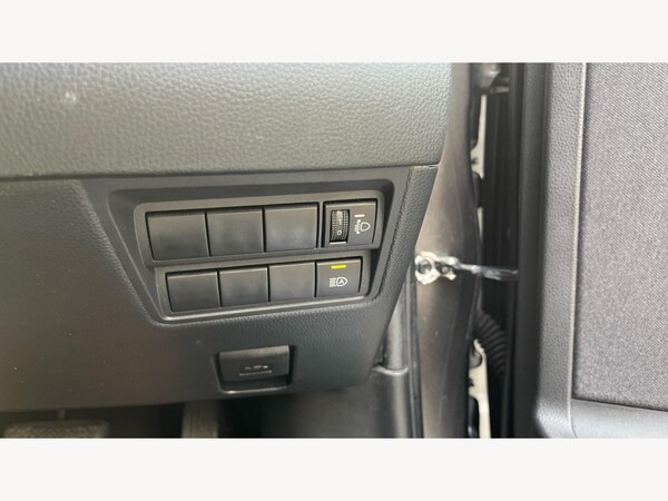 Used Toyota Yaris 2023 for sale - 76294964: Photo 29