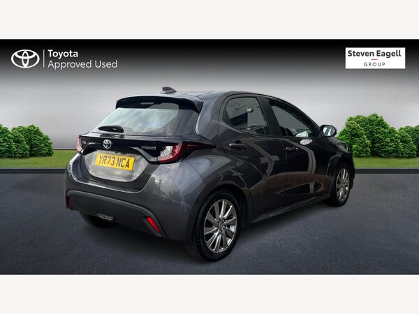 Used Toyota Yaris 2023 for sale - 76294964: Photo 2