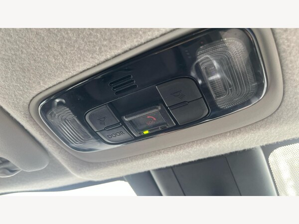 Used Toyota Yaris 2023 for sale - 76294964: Photo 31