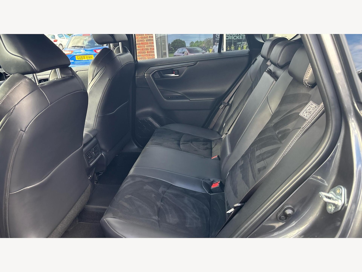 Used Toyota RAV4 2024 for sale - 76913963: Photo 15