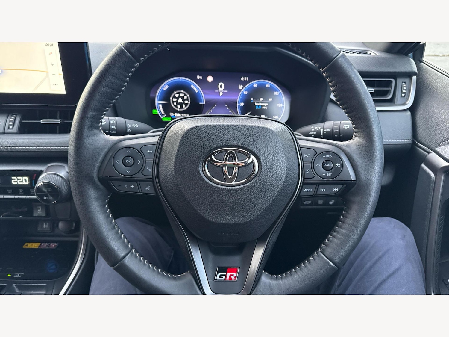 Used Toyota RAV4 2024 for sale - 77646497: Photo 10