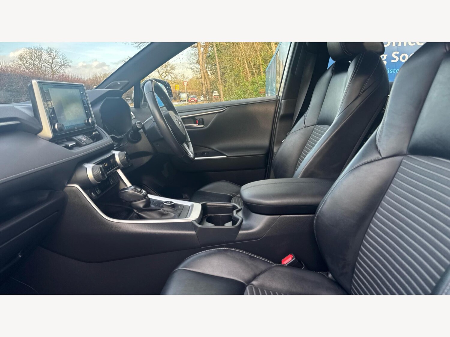 Used Toyota RAV4 2020 for sale - 77291791: Photo 12