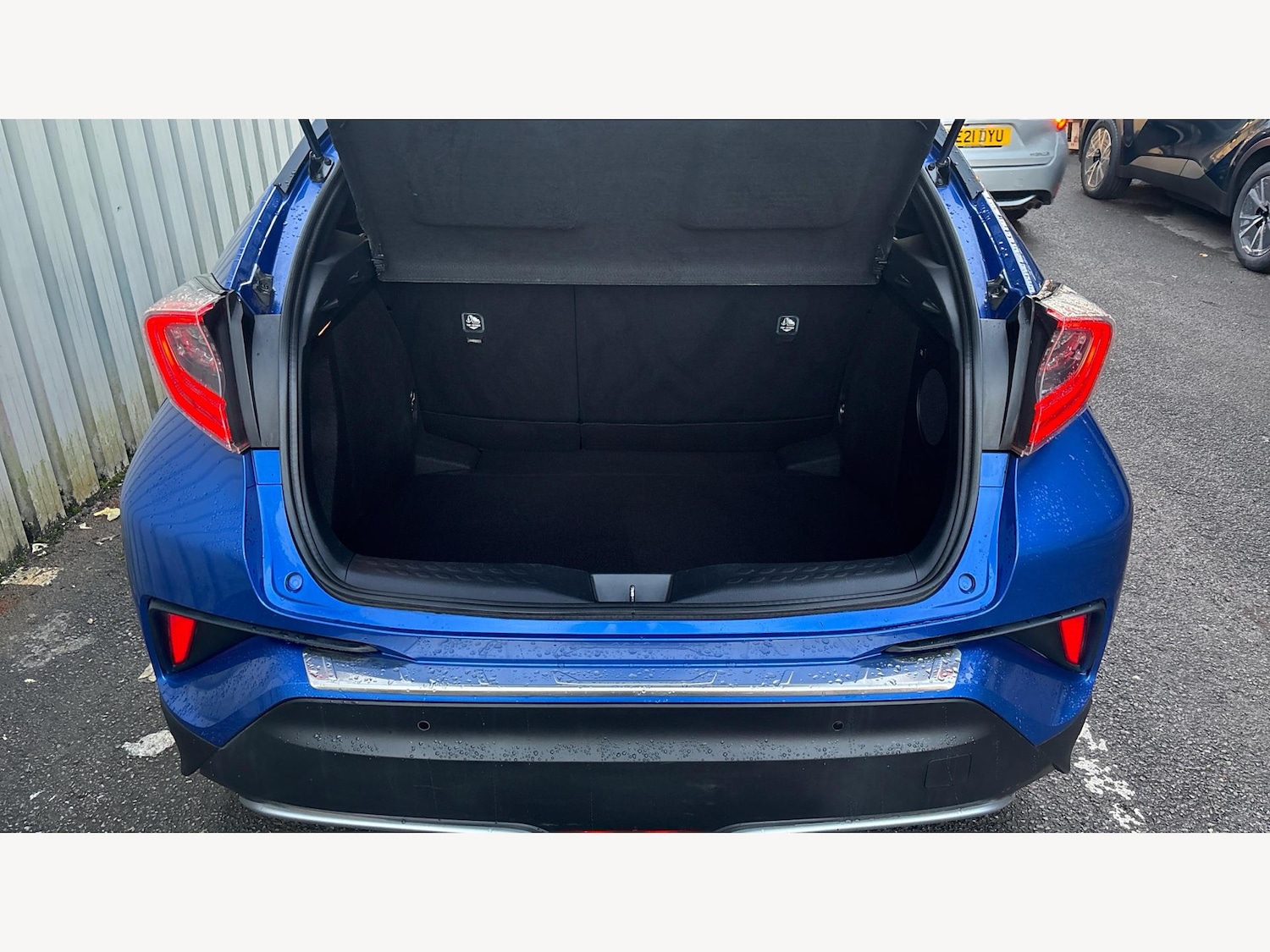 Used Toyota C-HR 2017 for sale - 77081293: Photo 16