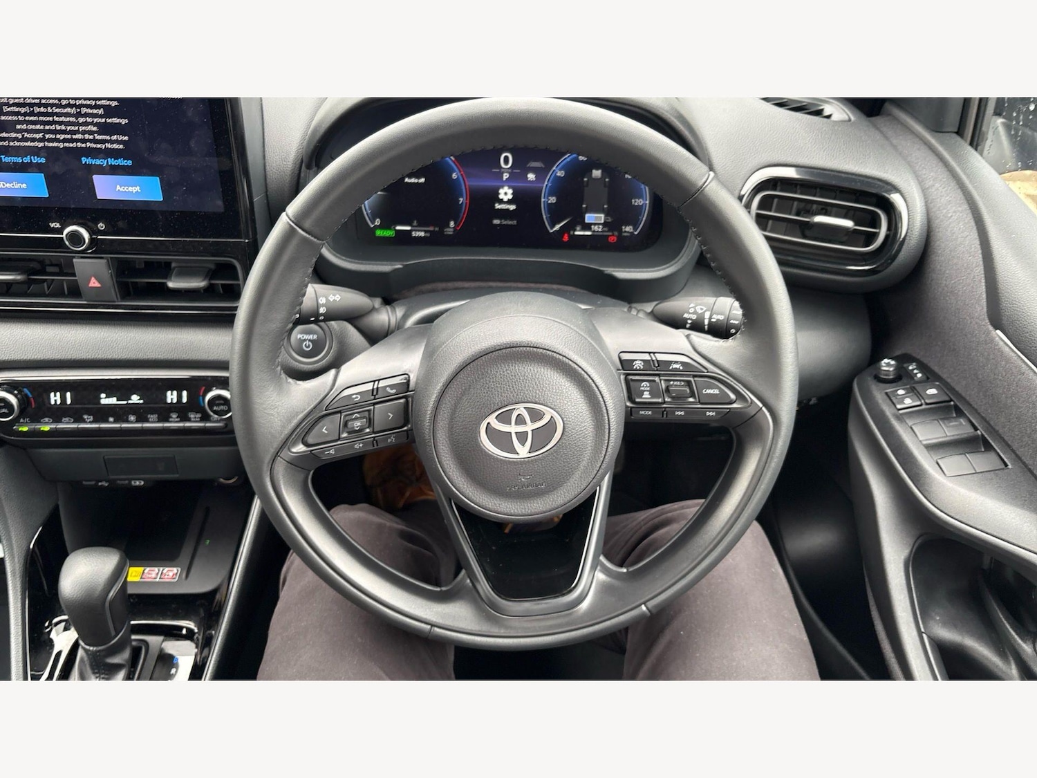 Used Toyota Yaris 2025 for sale - 77839114: Photo 8