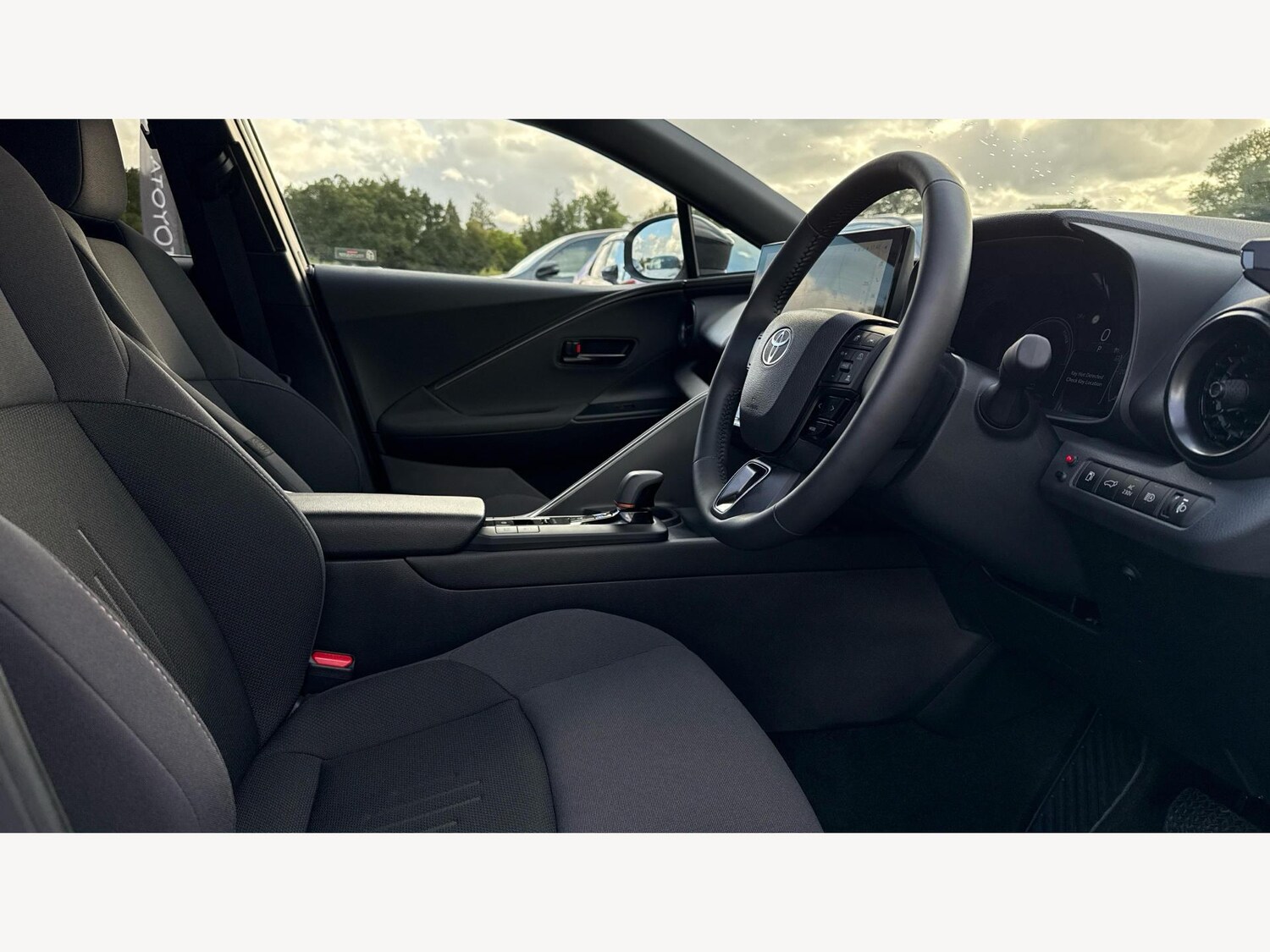 Used Toyota C-HR for sale - 78007695: Photo 13