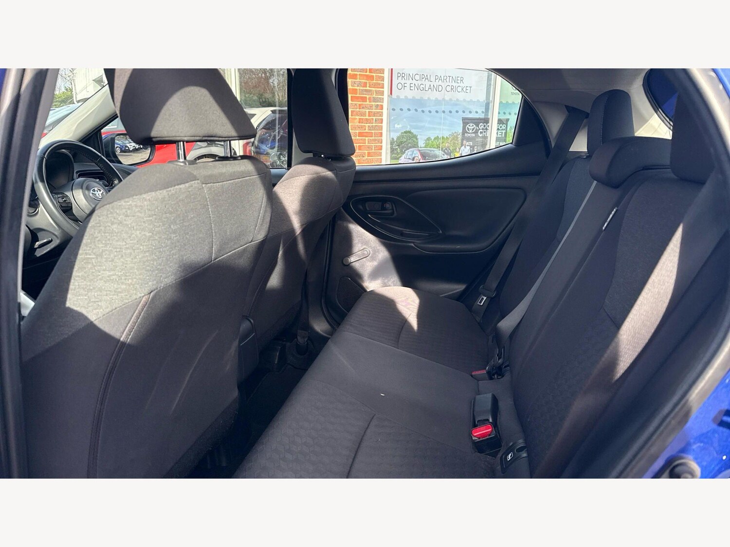 Used Toyota Yaris 2022 for sale - 77723387: Photo 15