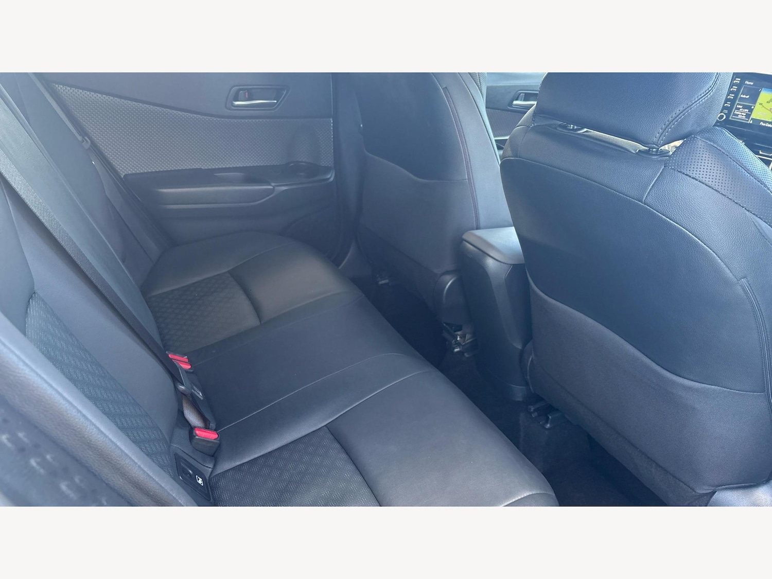 Used Toyota C-HR 2022 for sale - 77131395: Photo 14