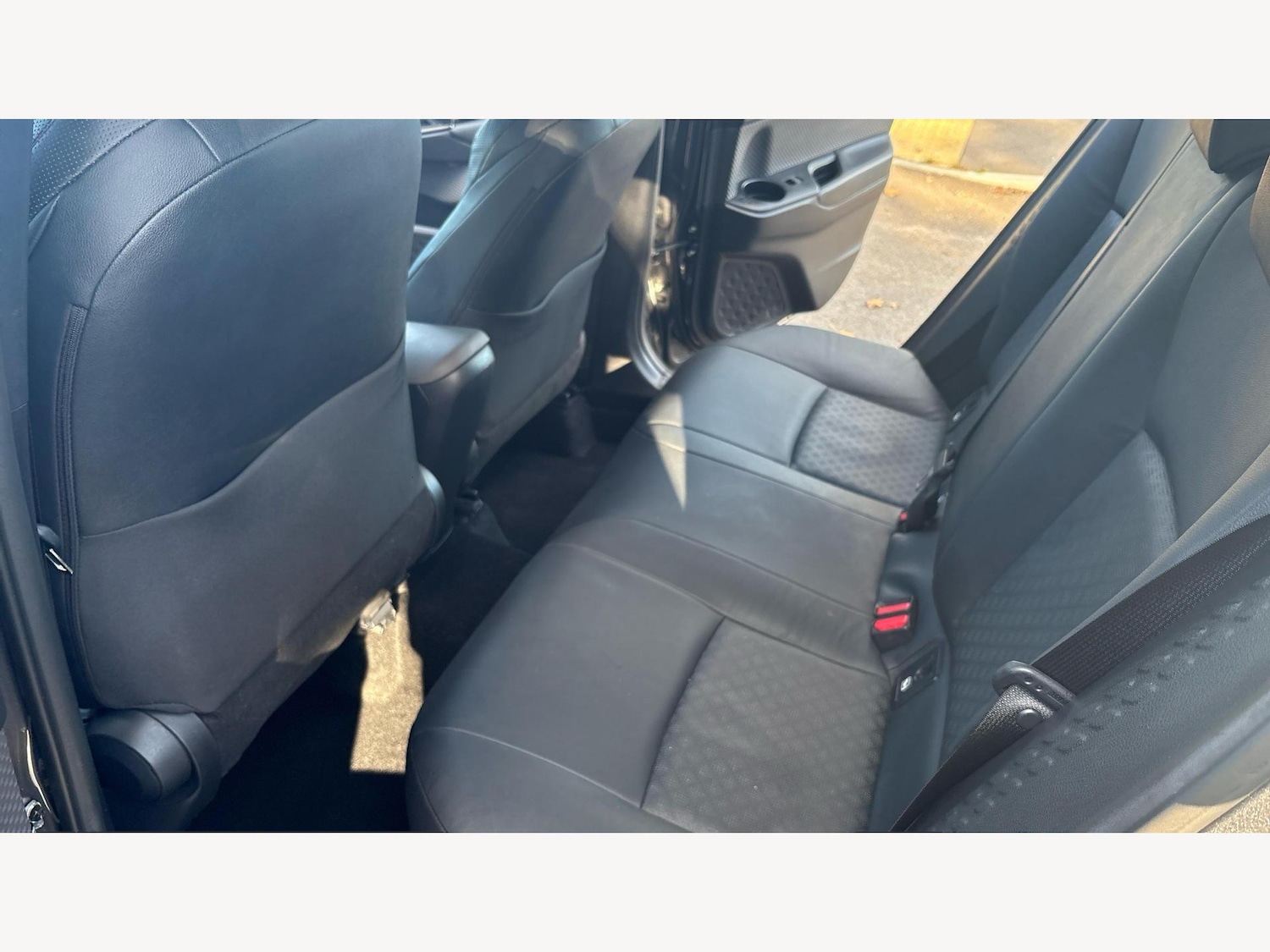 Used Toyota C-HR 2022 for sale - 77131395: Photo 15