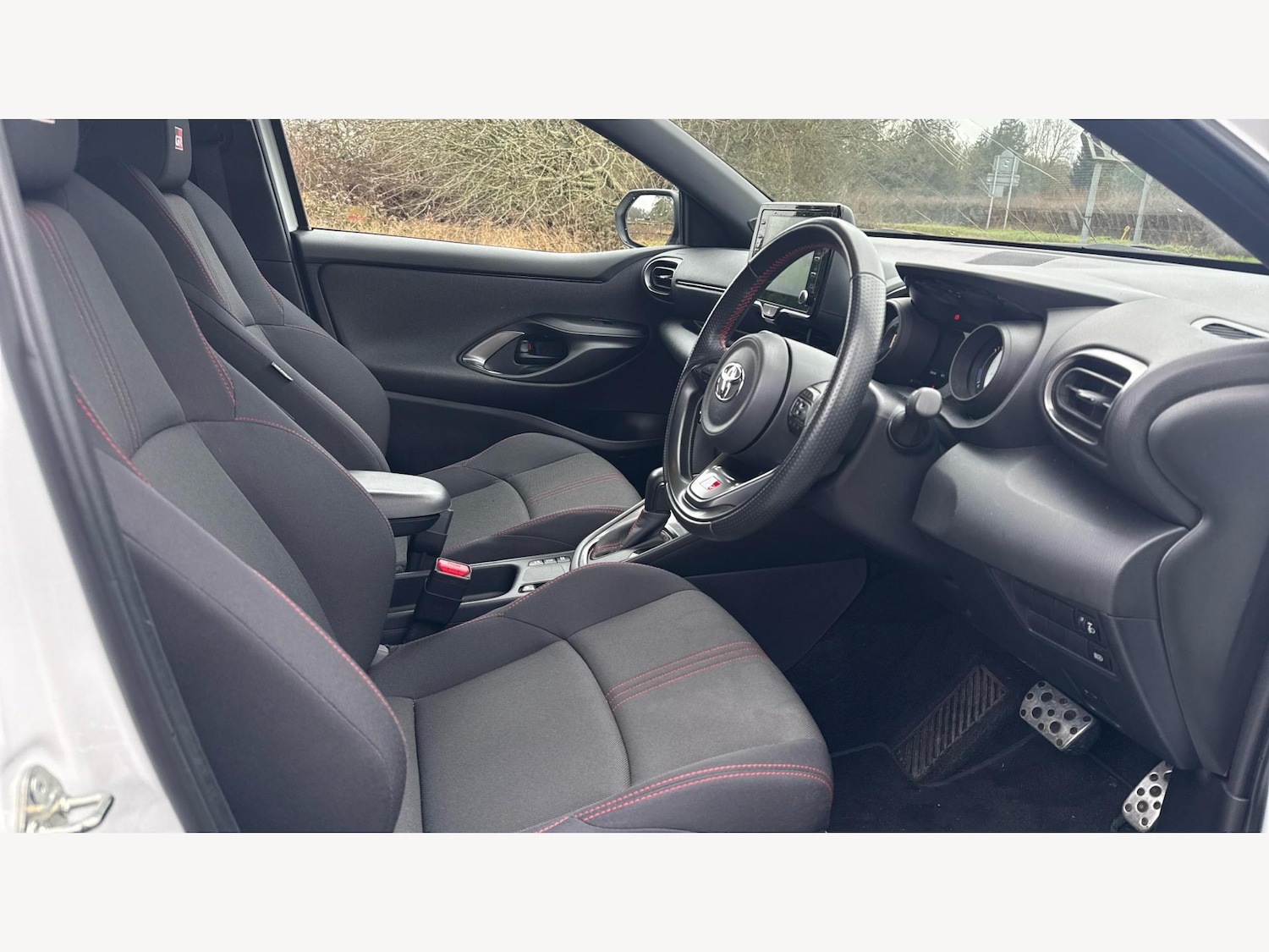 Used Toyota Yaris 2024 for sale - 77396218: Photo 13