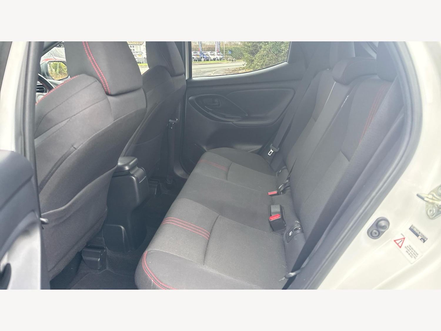 Used Toyota Yaris 2024 for sale - 77396218: Photo 15