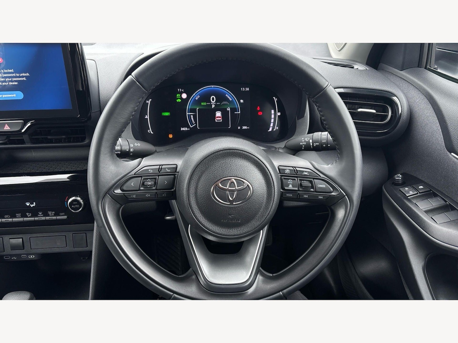 Used Toyota Yaris Cross 2025 for sale - 78072256: Photo 8