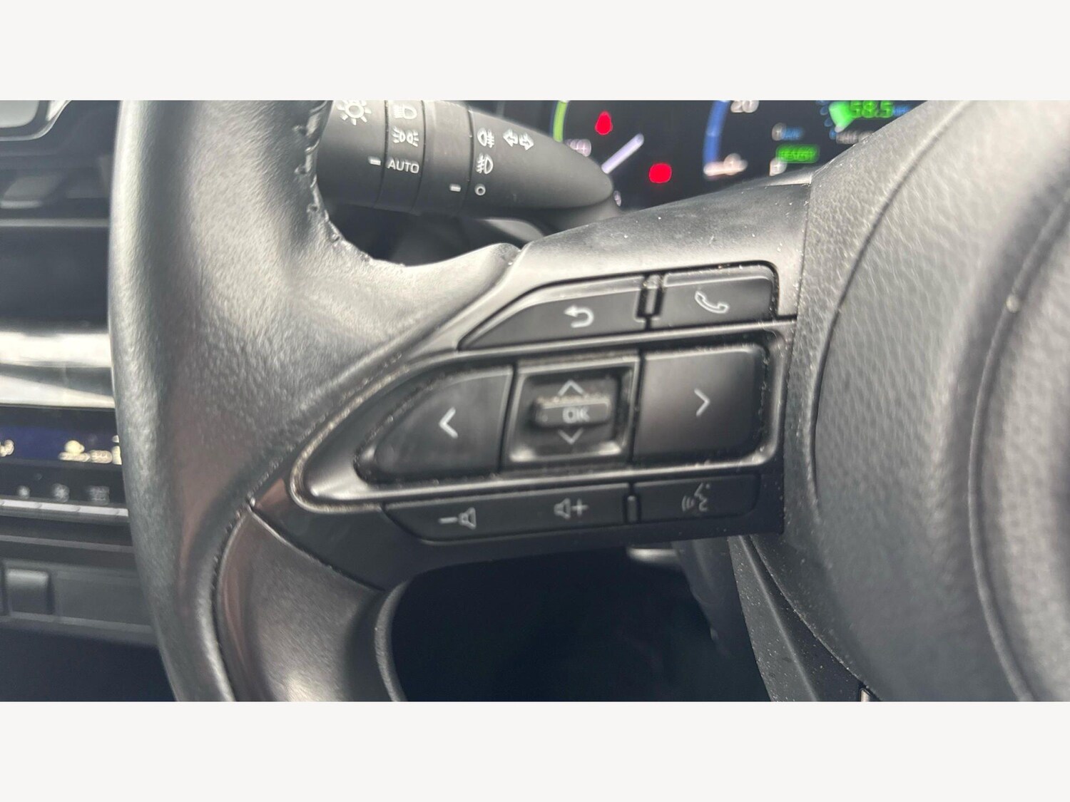 Used Toyota Yaris Cross 2023 for sale - 78058546: Photo 27