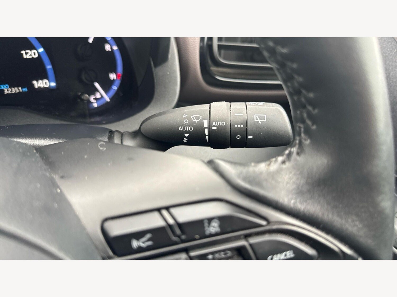 Used Toyota Yaris Cross 2023 for sale - 78058546: Photo 29