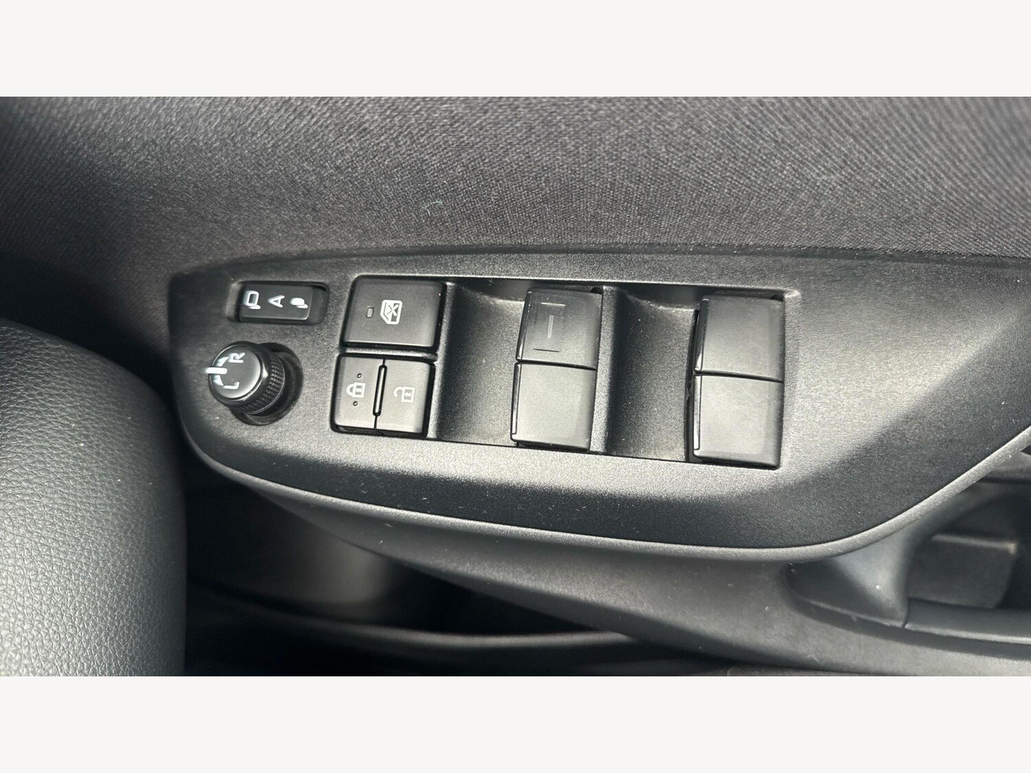 Used Toyota Yaris Cross 2023 for sale - 78058546: Photo 31