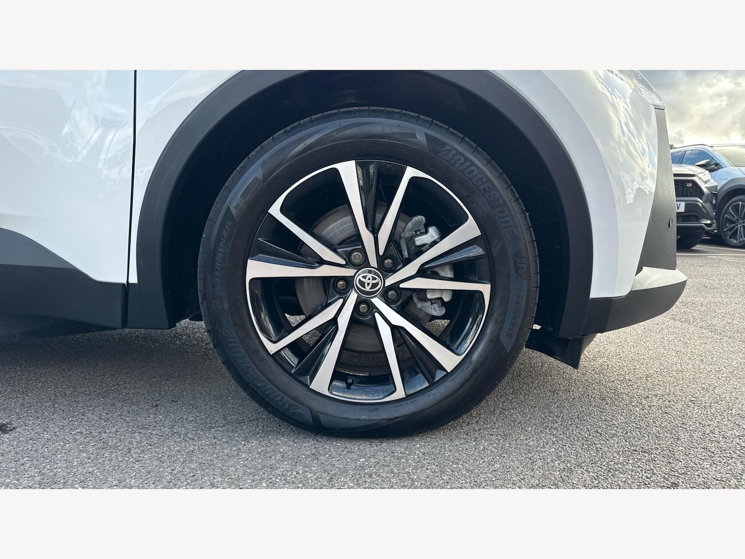 Used Toyota C-HR 2024 for sale - 77637898: Photo 20