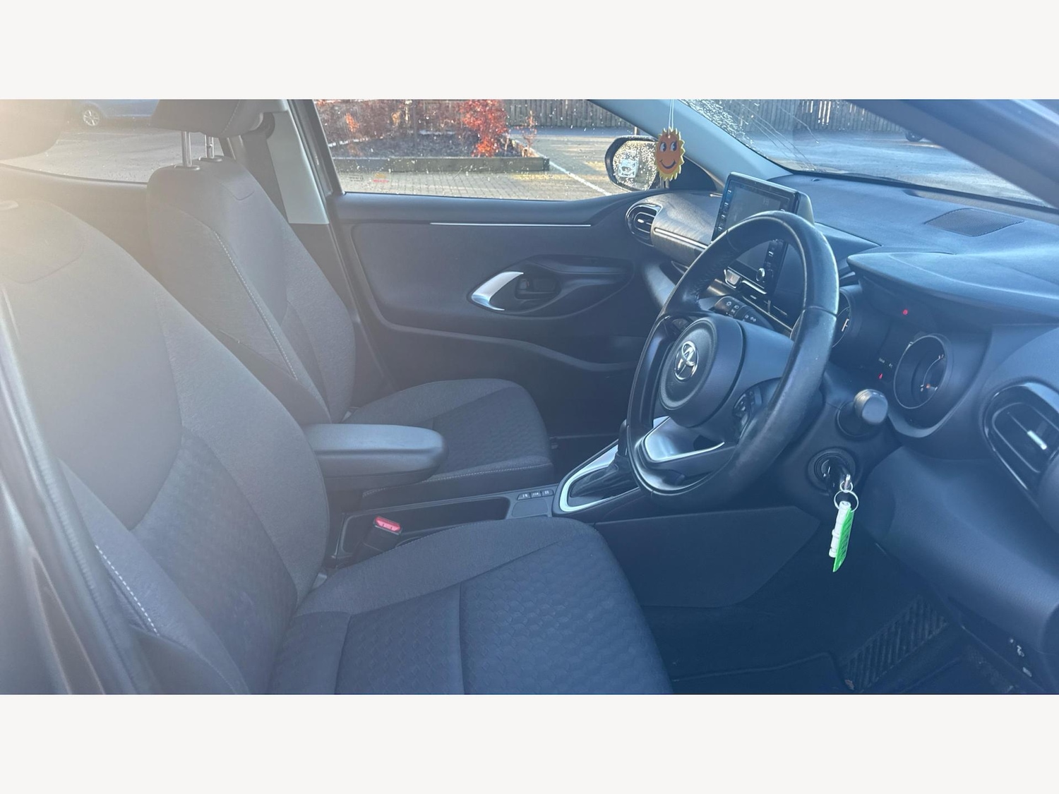 Used Toyota Yaris 2022 for sale - 76839616: Photo 13