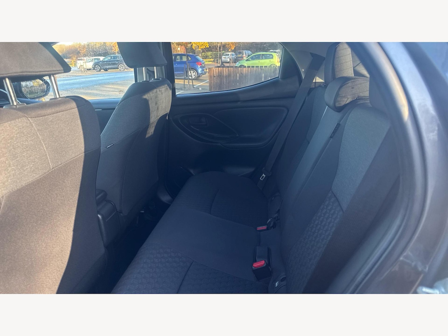 Used Toyota Yaris 2022 for sale - 76839616: Photo 15