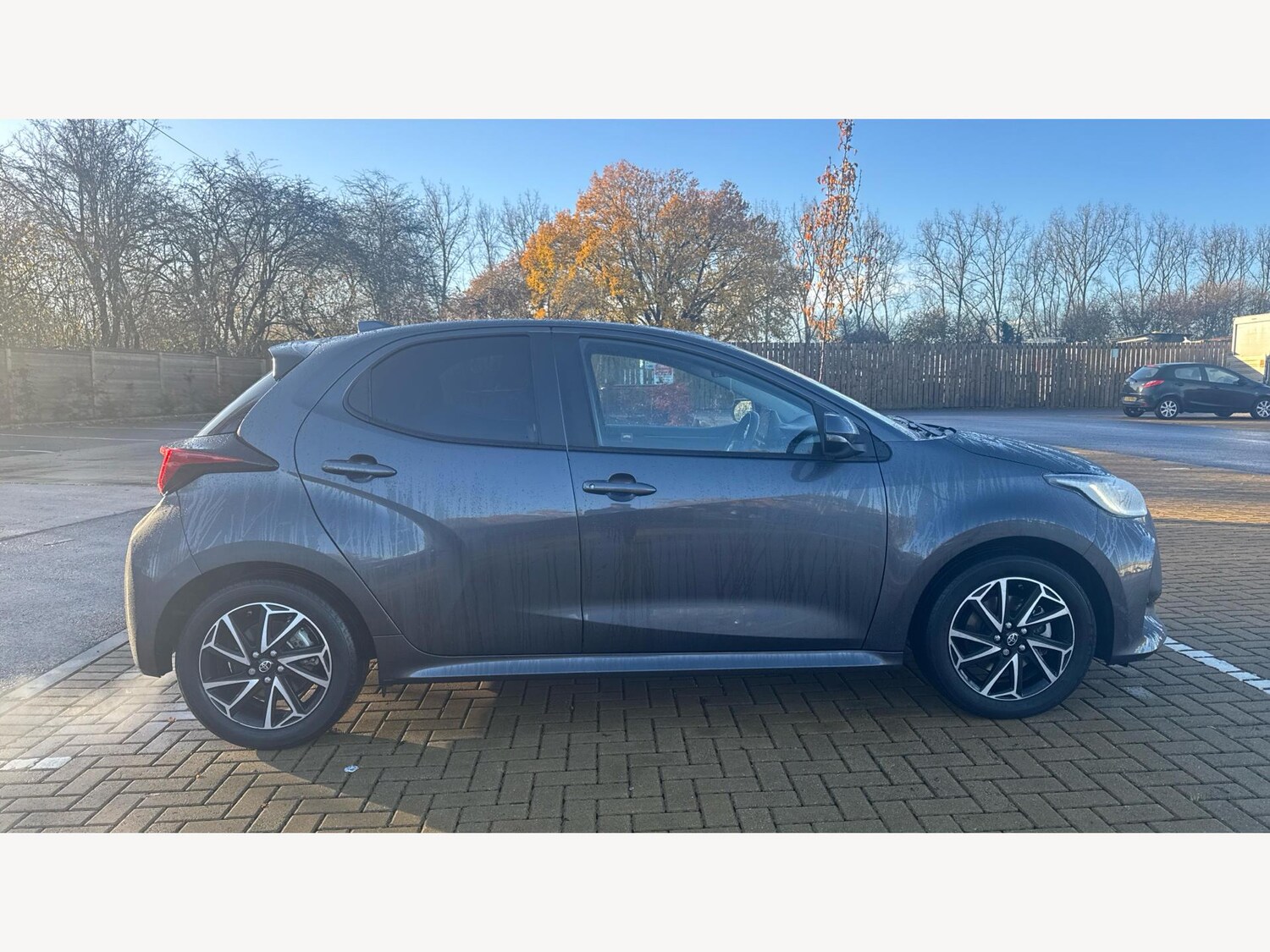 Used Toyota Yaris 2022 for sale - 76839616: Photo 18