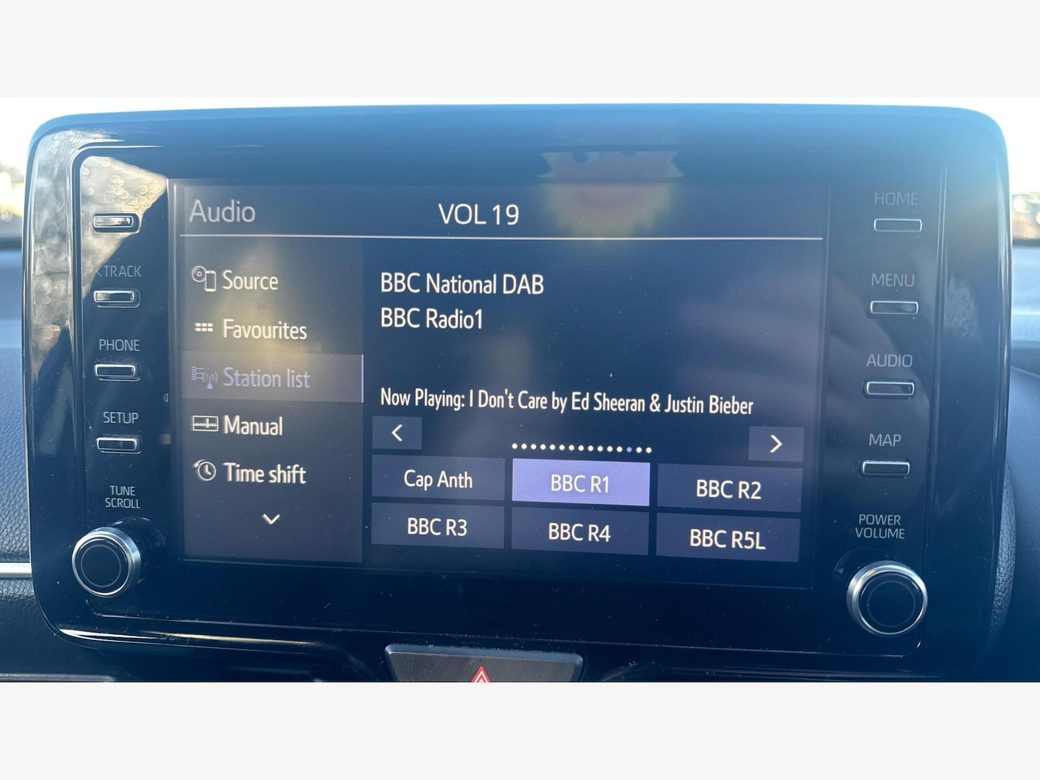 Used Toyota Yaris 2022 for sale - 76839616: Photo 25