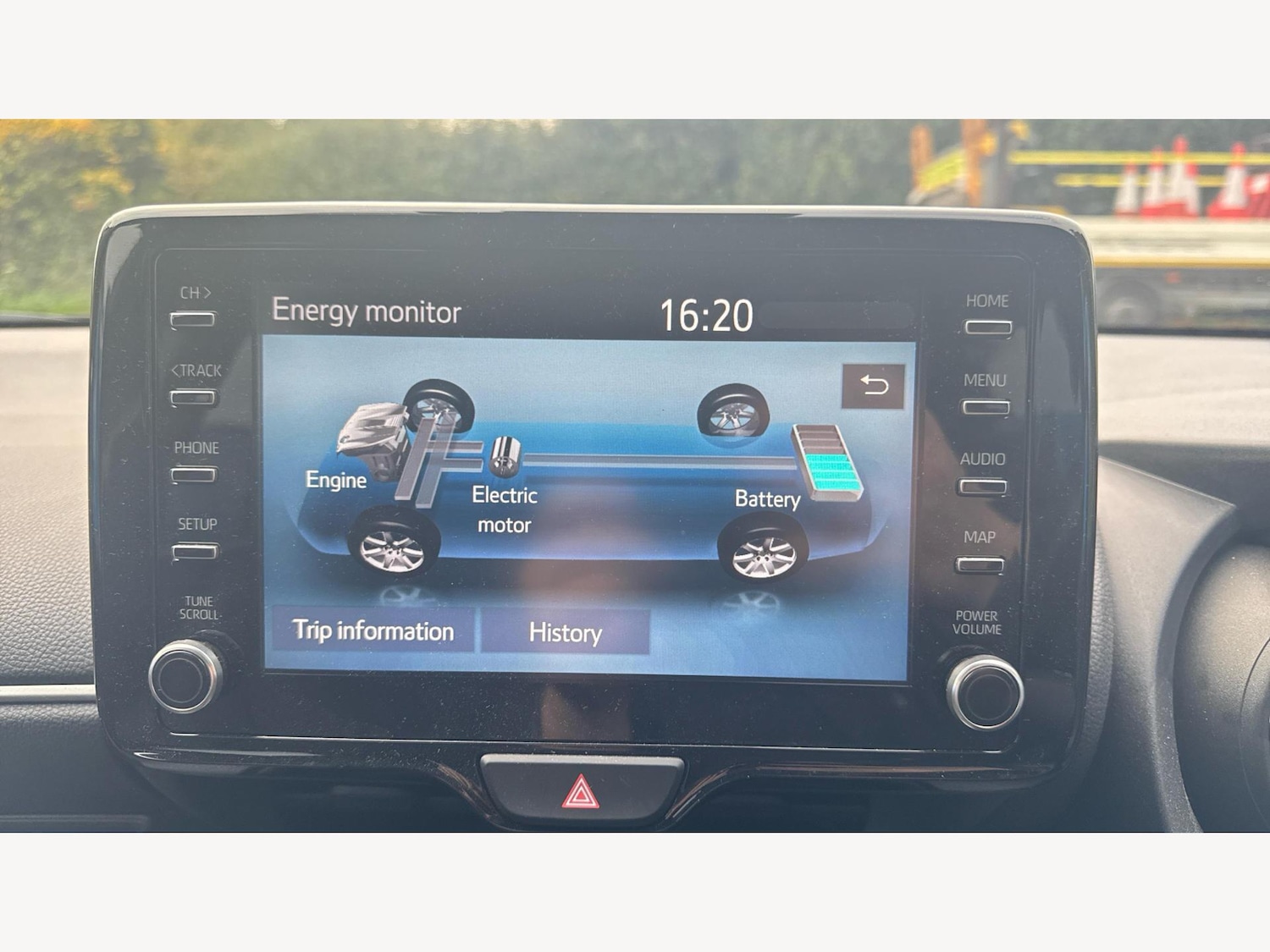 Used Toyota Yaris 2022 for sale - 76399219: Photo 23