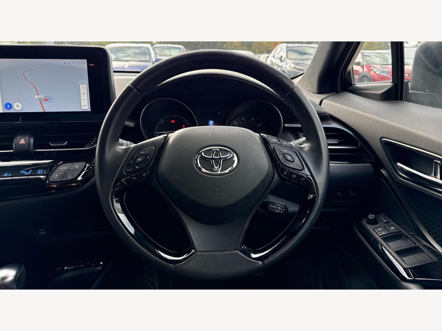 Used Toyota C-HR 2023 for sale - 76399210: Photo 8