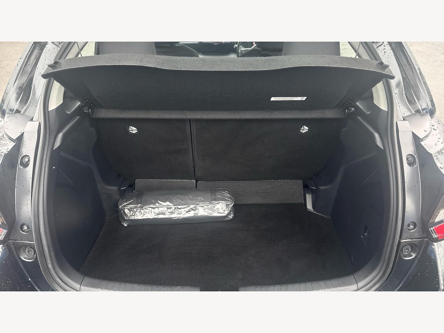 Used Toyota Yaris 2022 for sale - 77624835: Photo 16