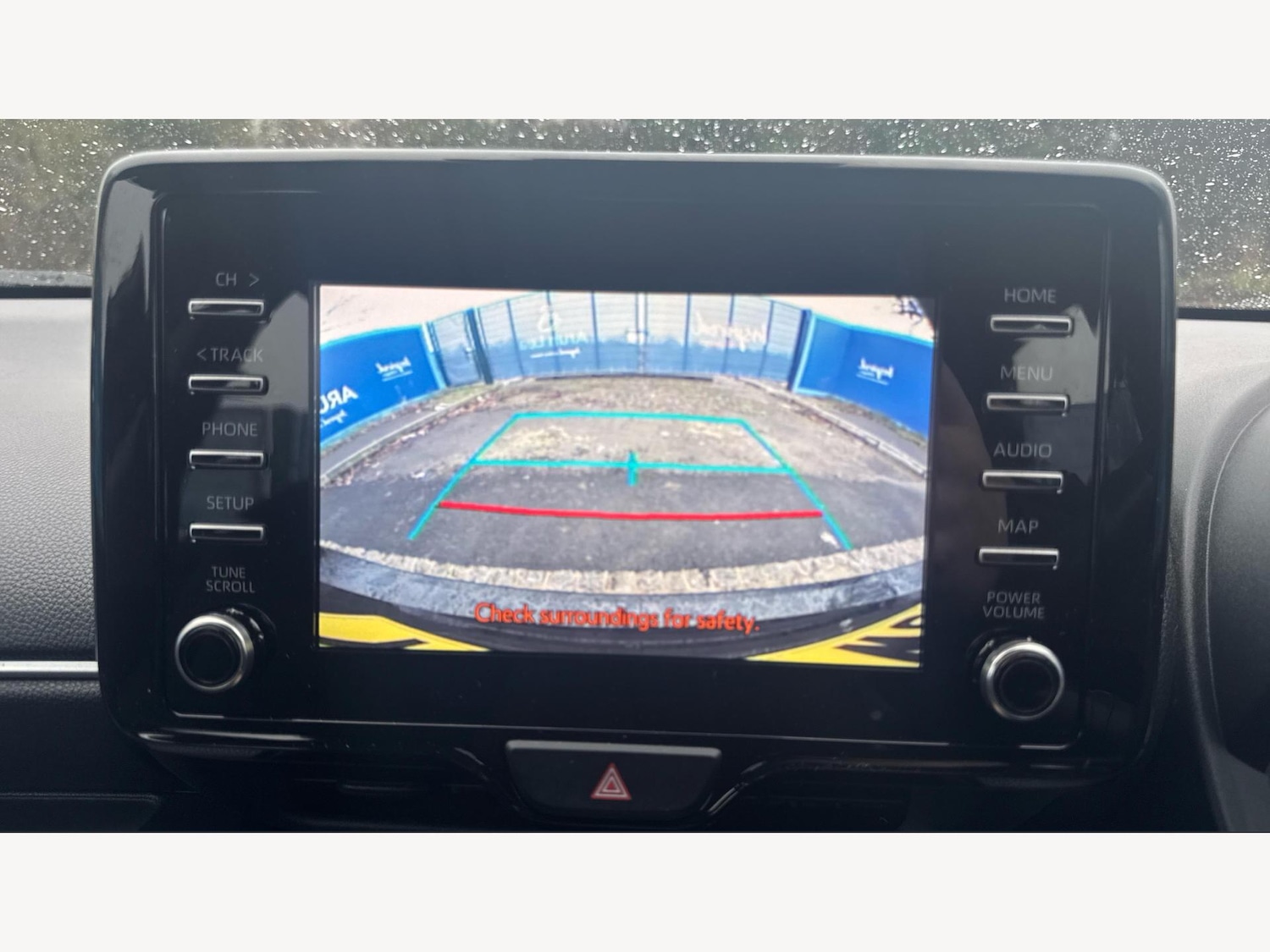 Used Toyota Yaris 2022 for sale - 77624835: Photo 26