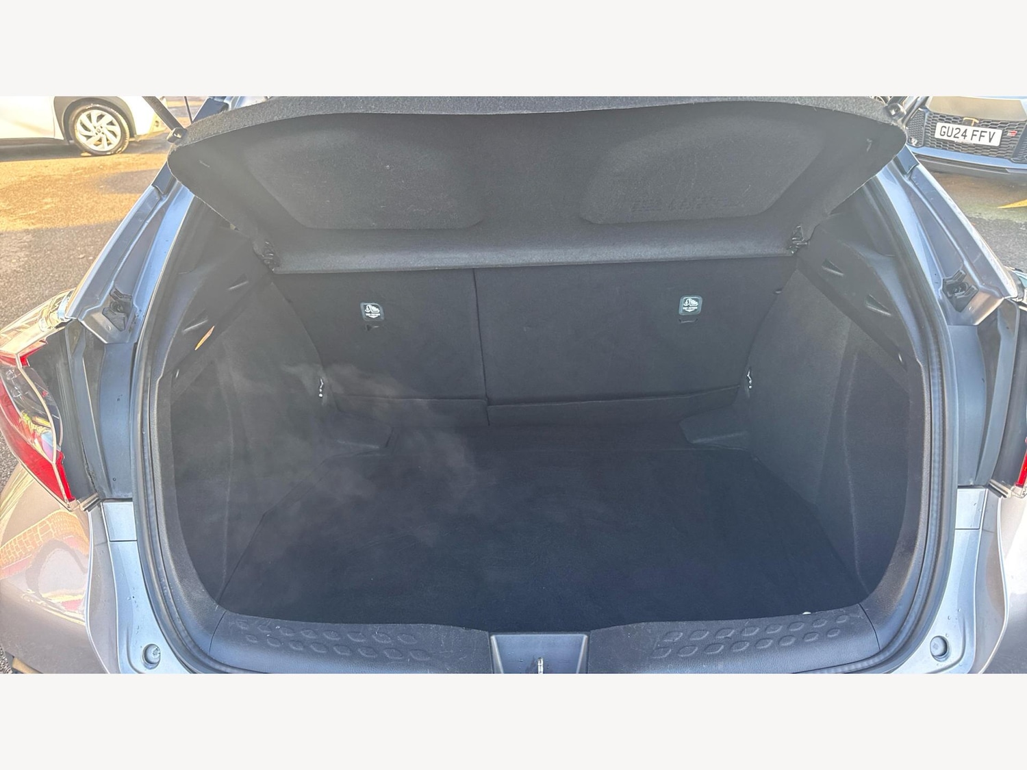 Used Toyota C-HR 2017 for sale - 77097719: Photo 16