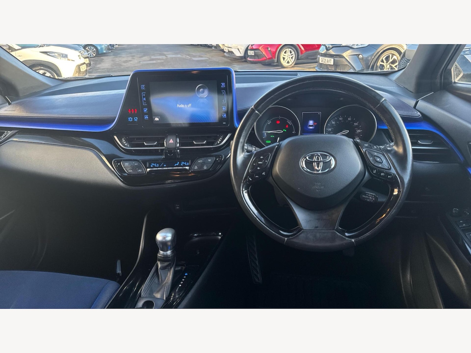 Used Toyota C-HR 2017 for sale - 77097719: Photo 8
