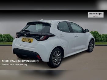 Used Toyota Yaris 2023 for sale - 78135929: Photo