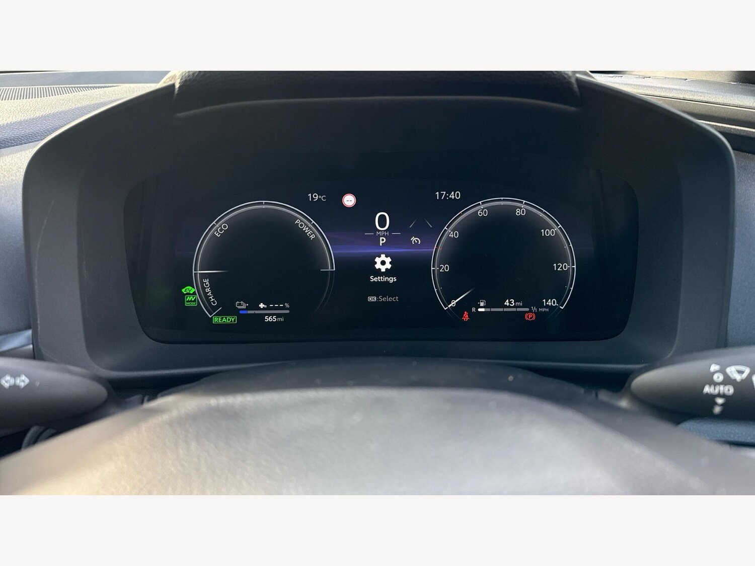 Used Toyota C-HR 2024 for sale - 77163662: Photo 11