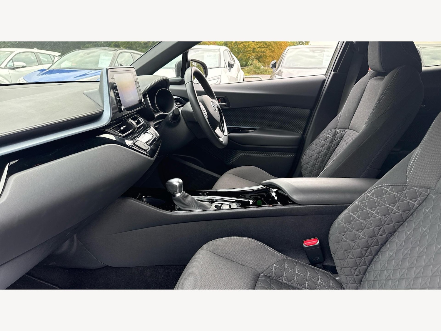 Used Toyota C-HR 2021 for sale - 76425049: Photo 12