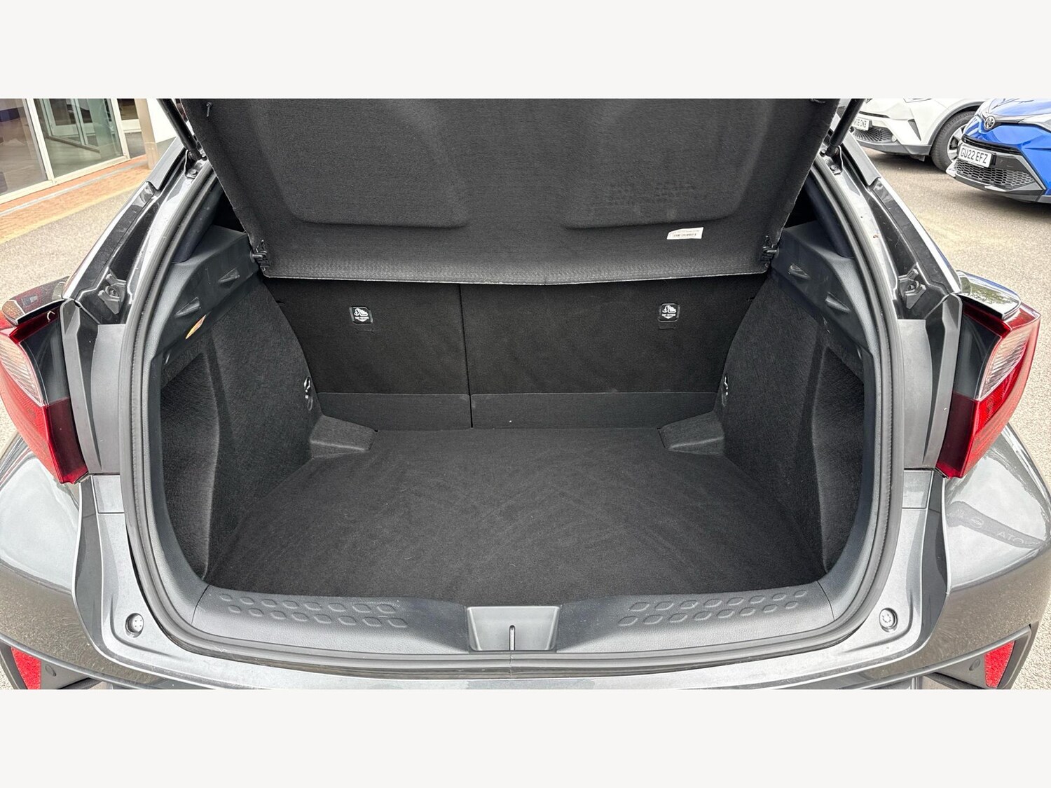 Used Toyota C-HR 2021 for sale - 76425049: Photo 16