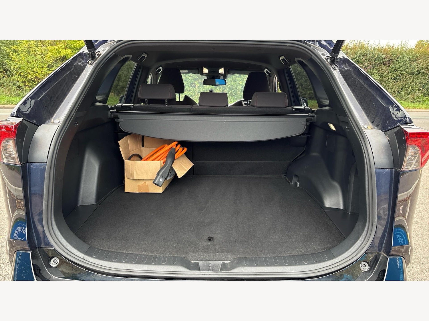 Used Toyota RAV4 2023 for sale - 76152412: Photo 16