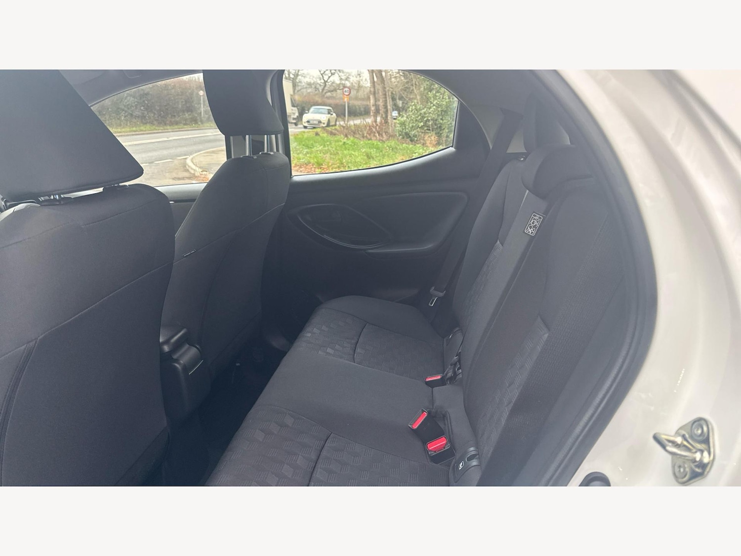 Used Toyota Yaris for sale - 77484577: Photo 15