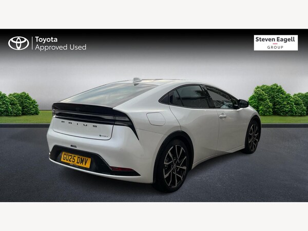 Used Toyota Prius 2025 for sale - 76108407: Photo 2