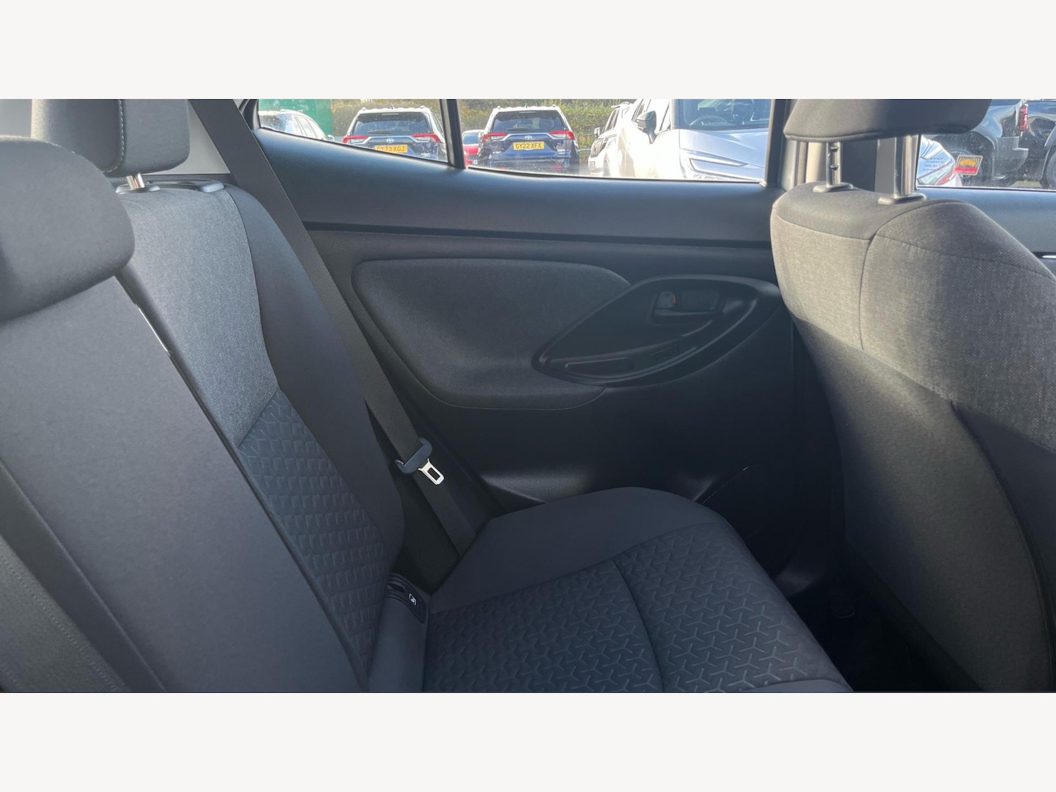 Used Toyota Yaris Cross 2022 for sale - 76607901: Photo 14