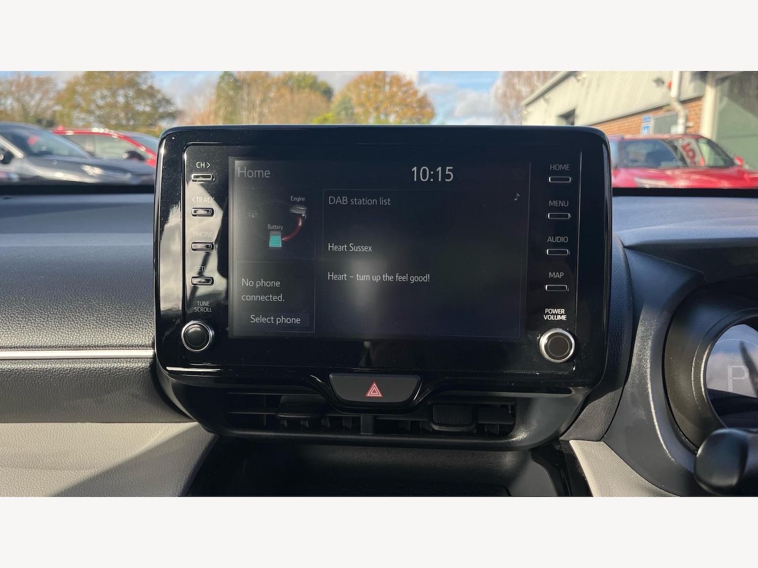 Used Toyota Yaris Cross 2022 for sale - 76607901: Photo 27