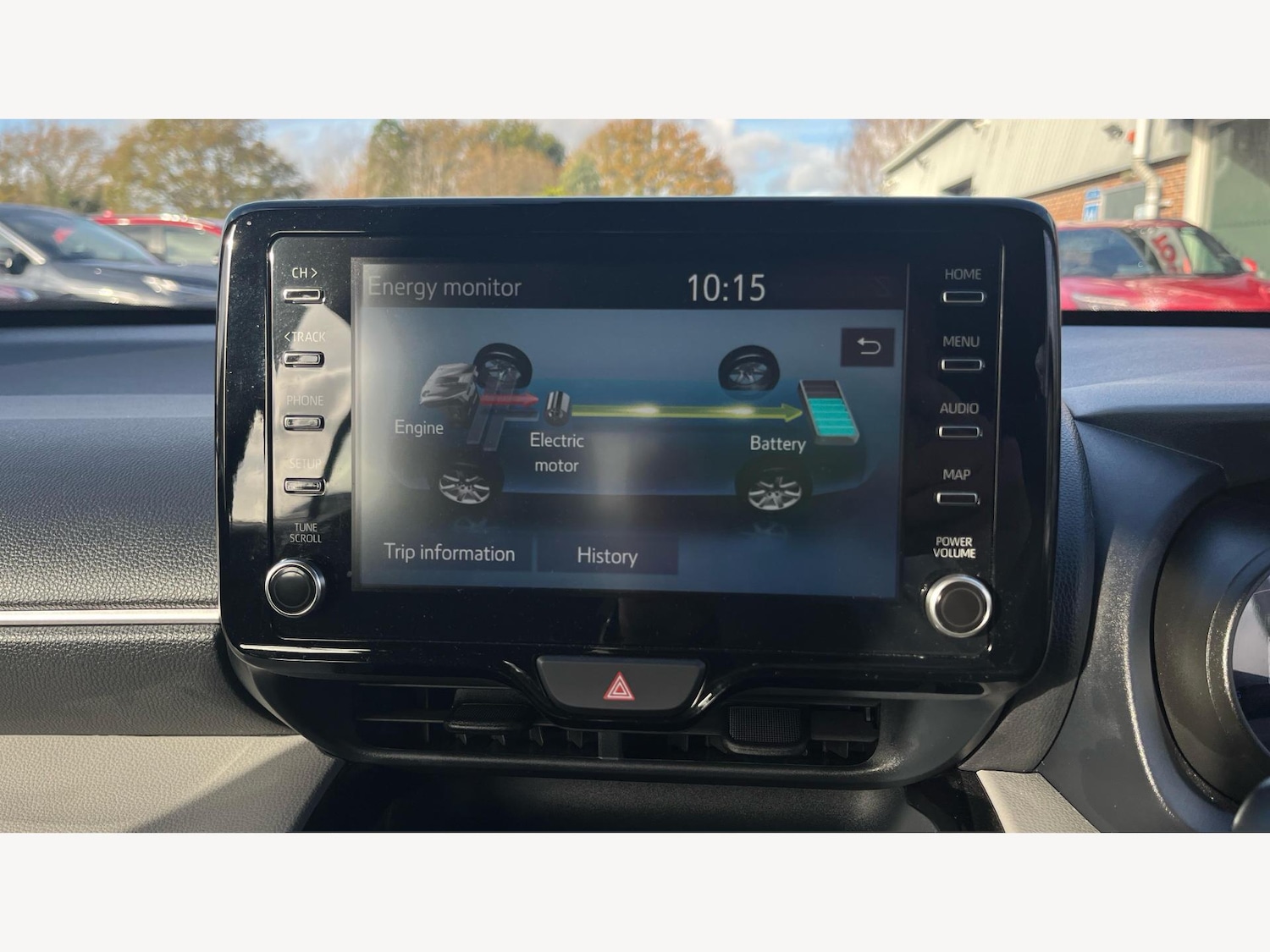 Used Toyota Yaris Cross 2022 for sale - 76607901: Photo 29