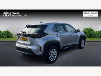 Used Toyota Yaris Cross 2022 for sale - 76607901: Photo