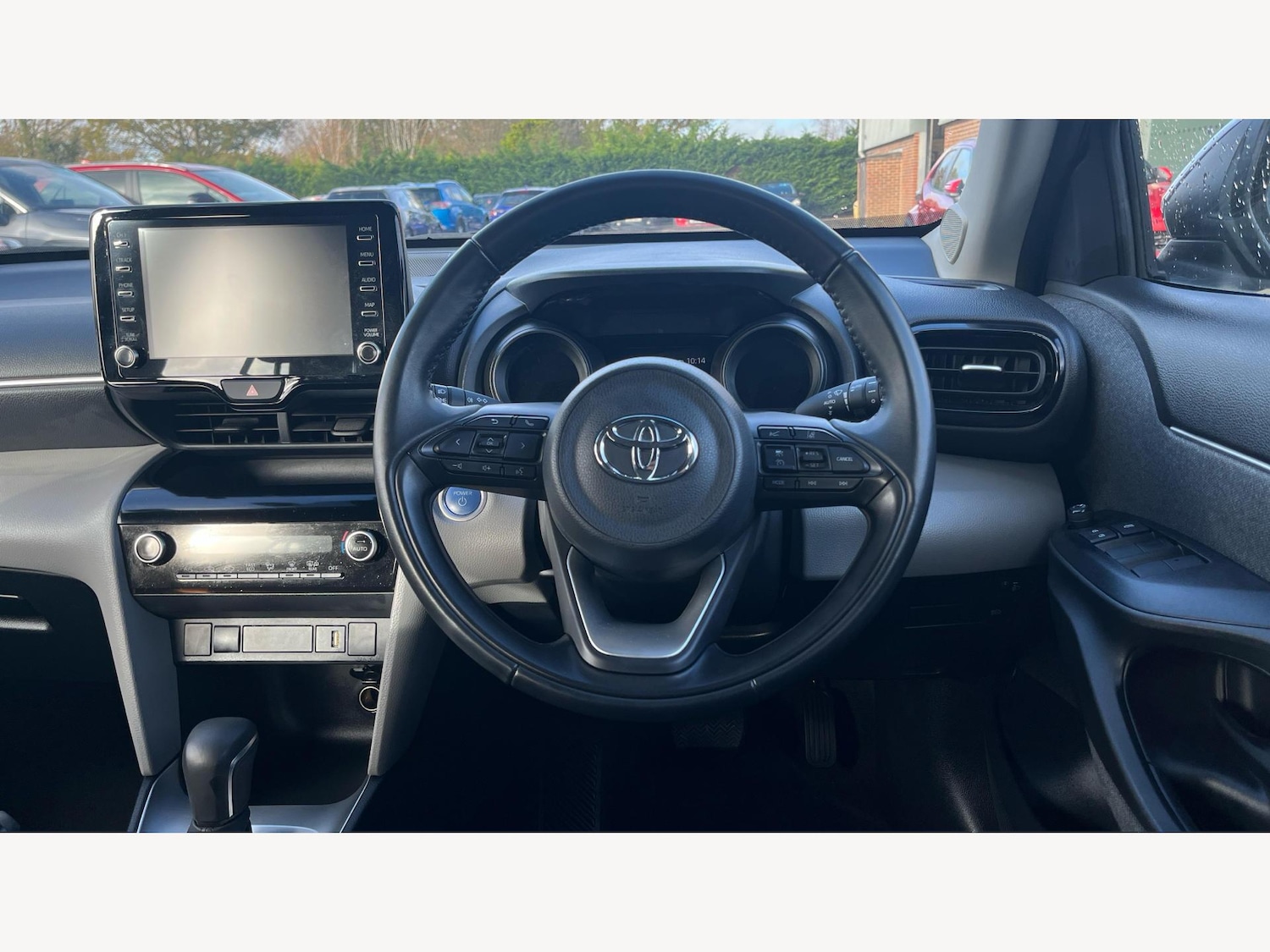 Used Toyota Yaris Cross 2022 for sale - 76607901: Photo 8