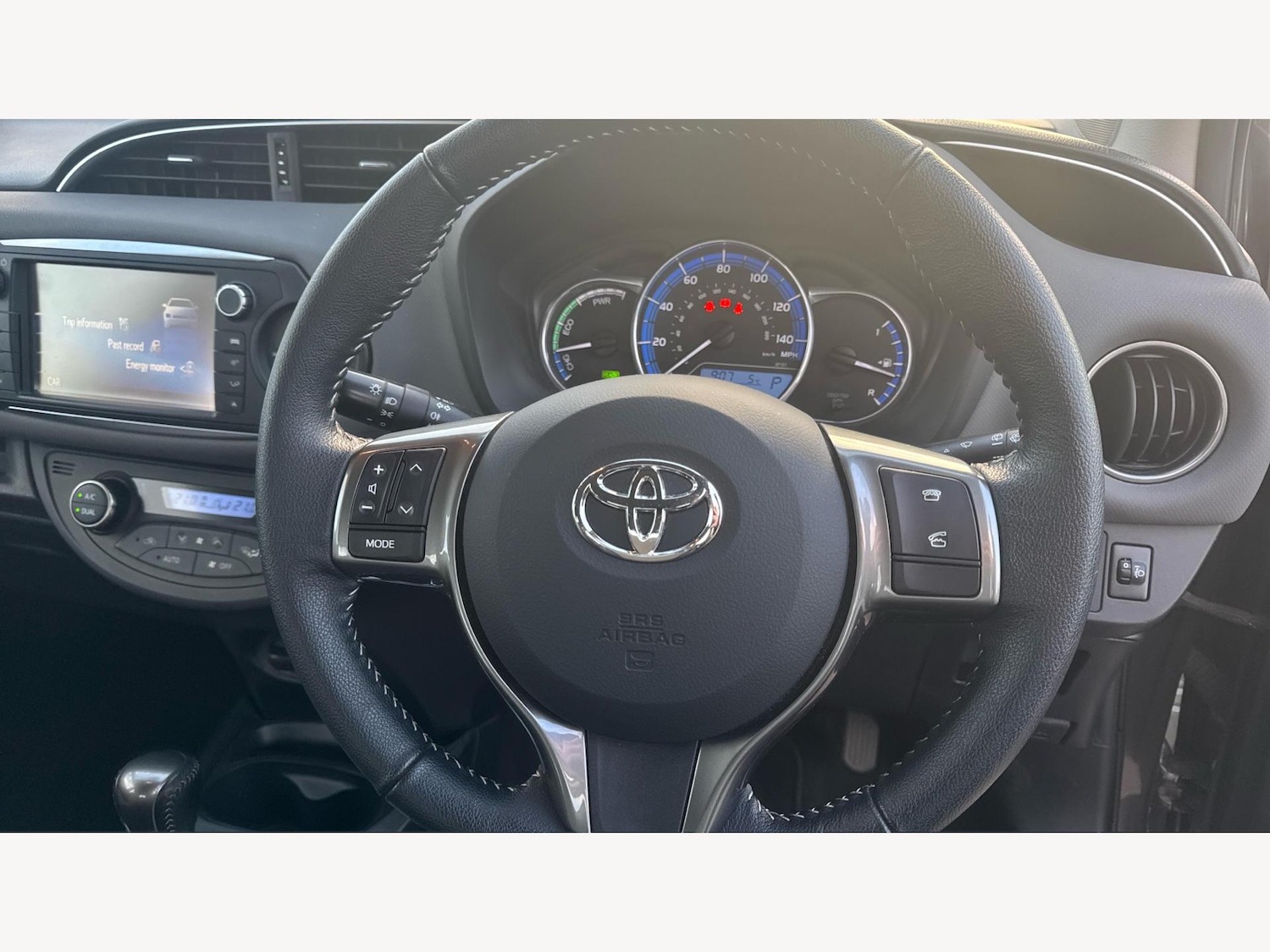 Used Toyota Yaris 2015 for sale - 77057634: Photo 10